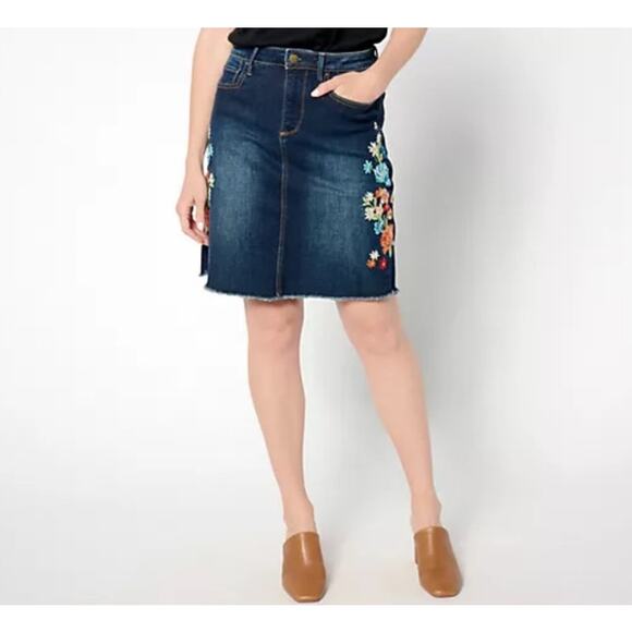 Driftwood Jeans Womens Saydi Embroidered Denim Skirt 24 Blue Pockets Cotton Boho - Picture 1 of 9